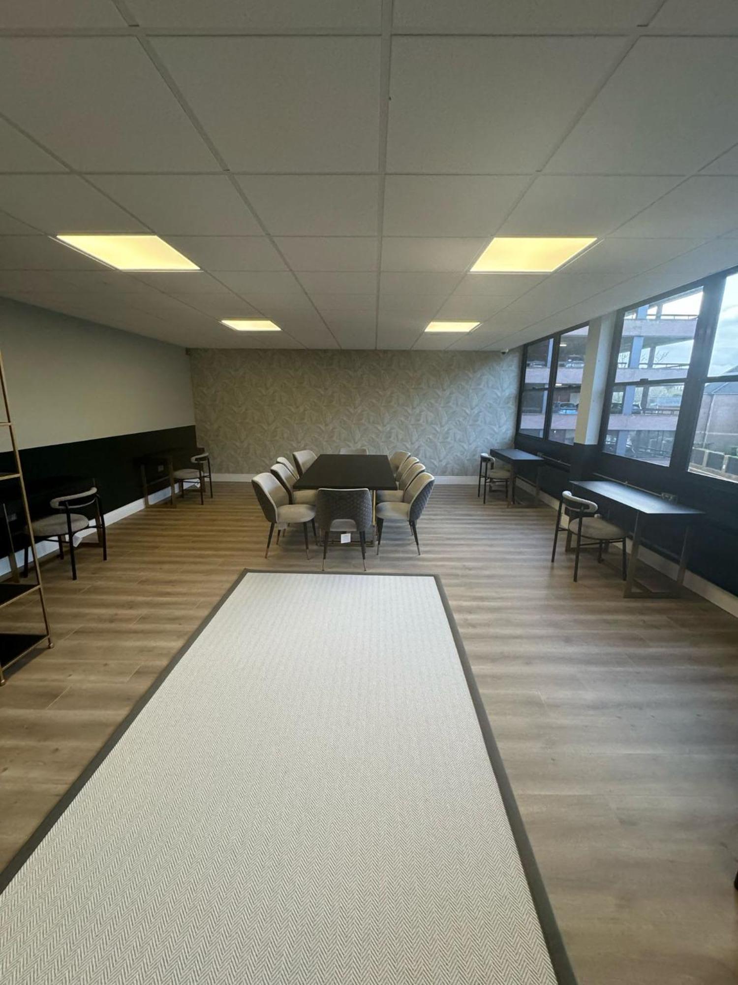 Modern And Stylish 1 Bed Apartment In East Grinstead Eksteriør bilde